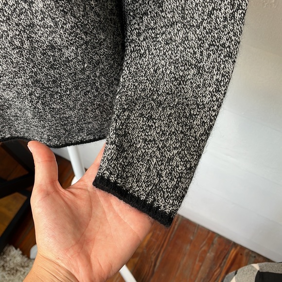 Sutton Studio 100% Cashmere Sweater - Picture 4 of 5